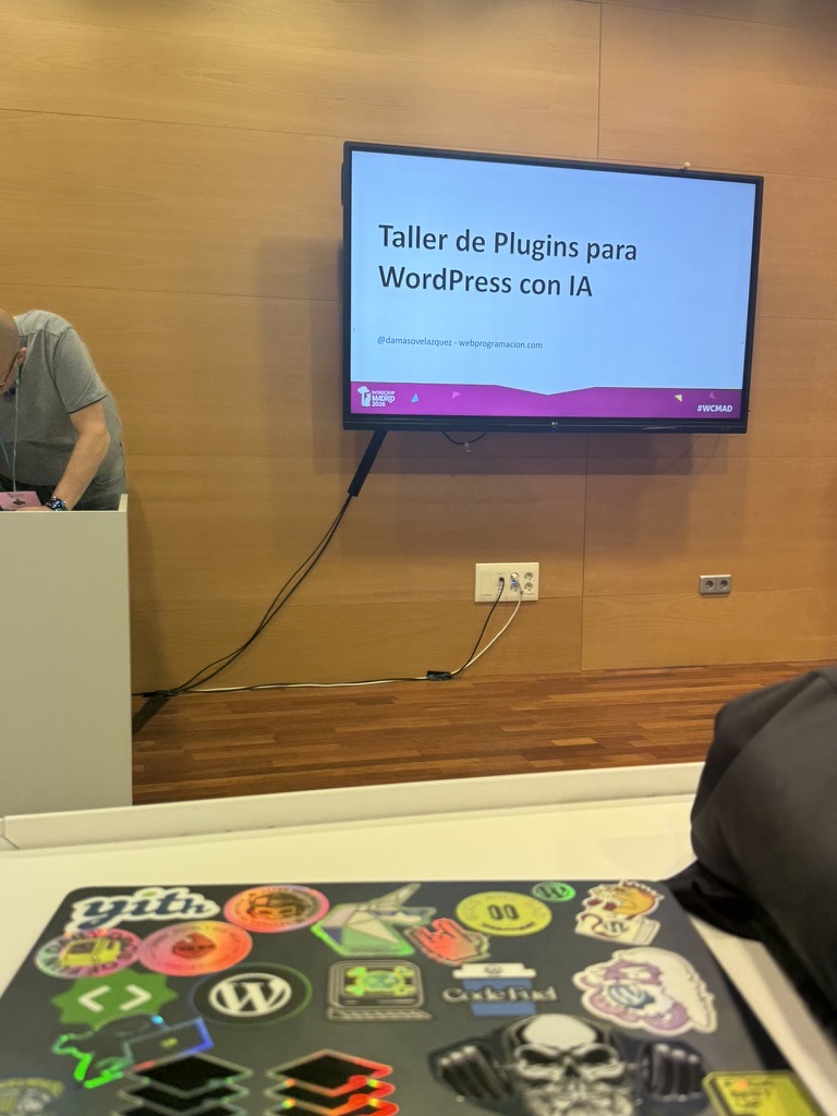Pantalla de un taller de plugins para WordPress con IA en la WordCamp Madrid 2026